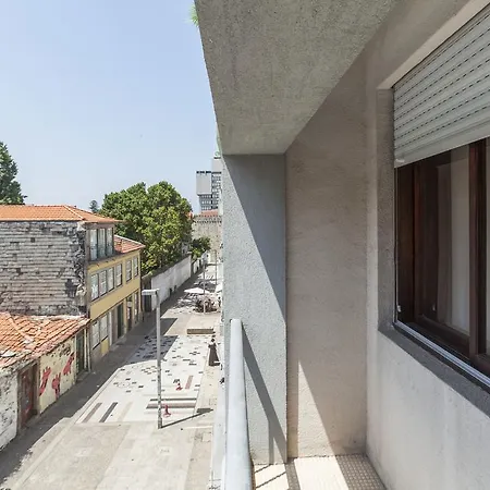 Miguel Bombarda Deluxe 4|6 *